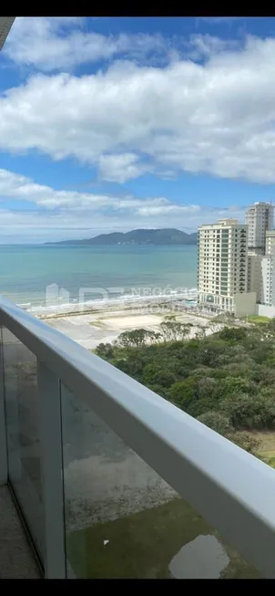 Foto 1 de Apartamento com 3 Quartos à venda, 128m² em Meia Praia, Itapema