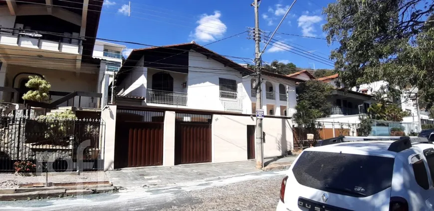 Foto 1 de Casa com 4 Quartos à venda, 360m² em Comiteco, Belo Horizonte