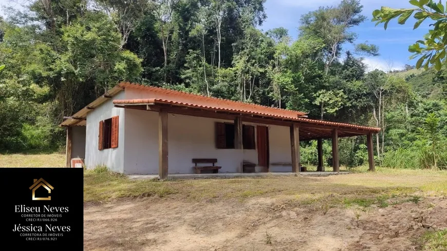 Foto 1 de Fazenda/Sítio com 1 Quarto à venda, 80m² em , Paty do Alferes