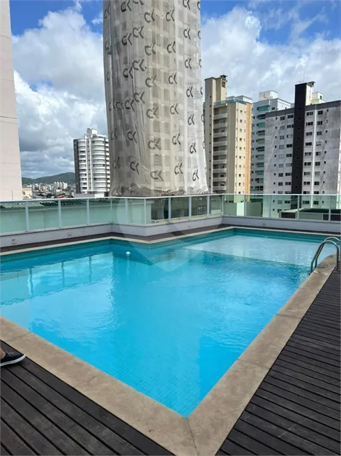 Foto 1 de Apartamento com 3 Quartos à venda, 130m² em Centro, Balneário Camboriú