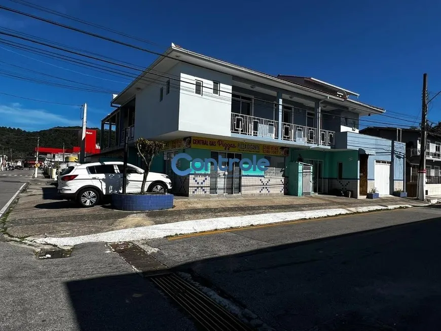 Foto 1 de Casa com 3 Quartos à venda, 350m² em Bela Vista, São José