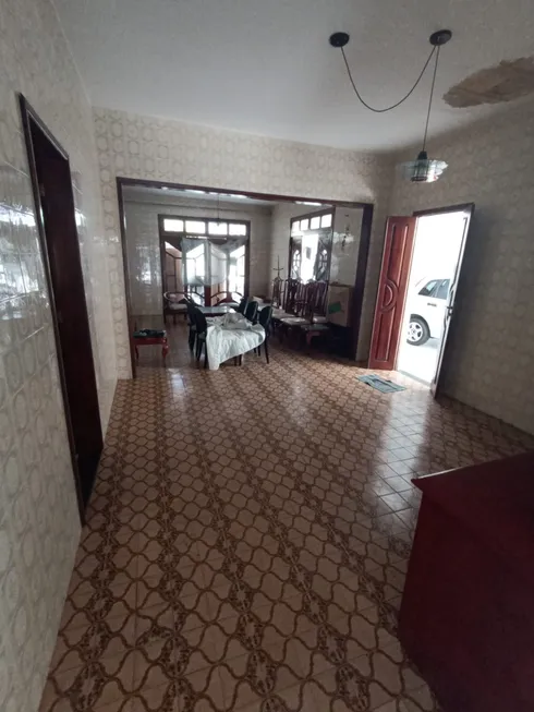 Foto 1 de Casa com 4 Quartos à venda, 300m² em Pereira Lobo, Aracaju