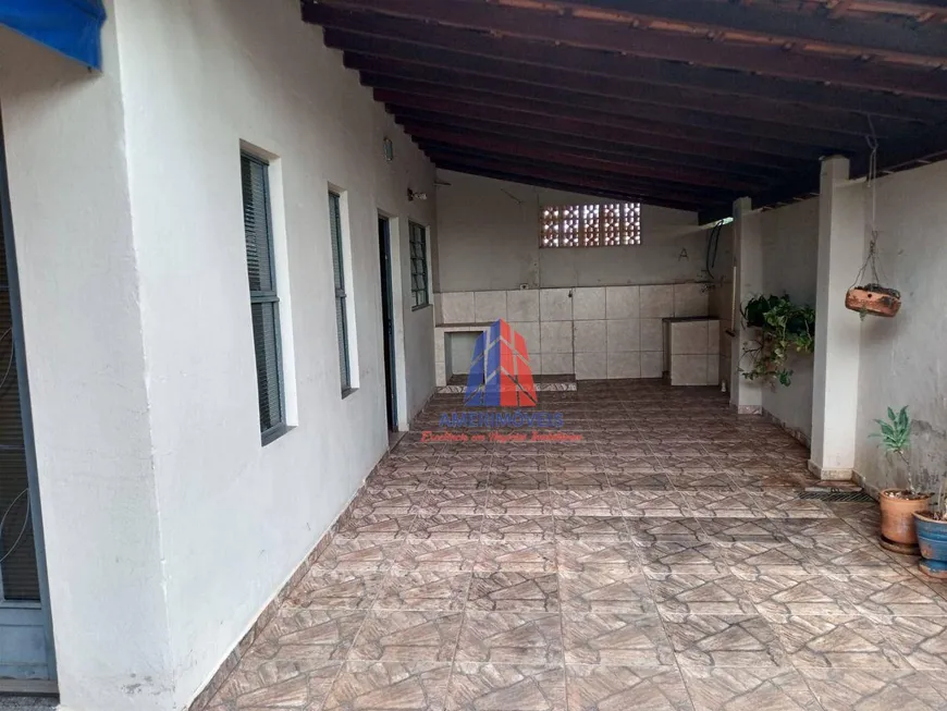 Foto 1 de Casa com 4 Quartos à venda, 174m² em Vila Amorim, Americana