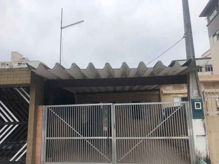 Foto 1 de Casa com 2 Quartos à venda, 91m² em Vila Tupi, Praia Grande