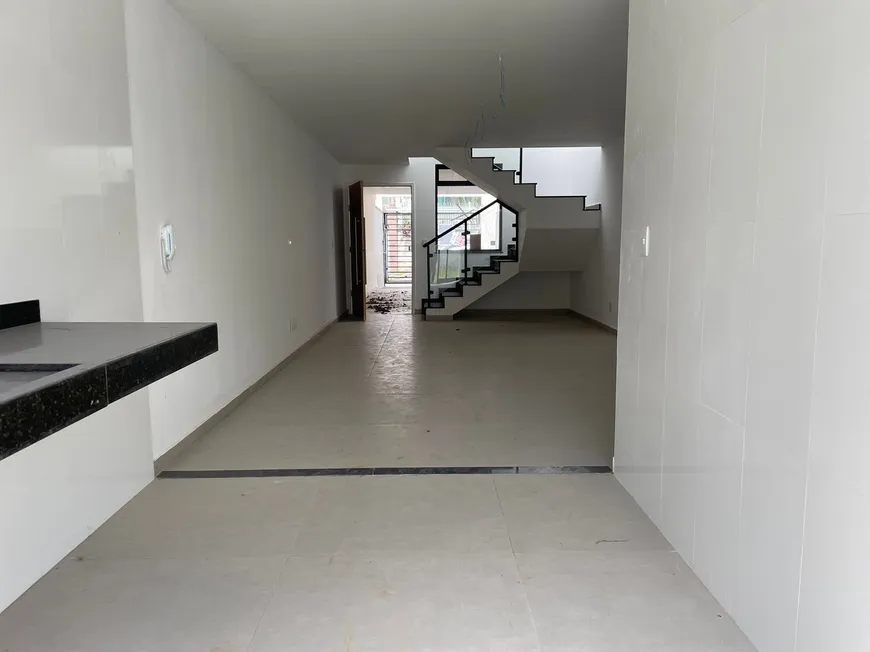 Foto 1 de Casa com 3 Quartos à venda, 180m² em Jóquei Clube, Juiz de Fora