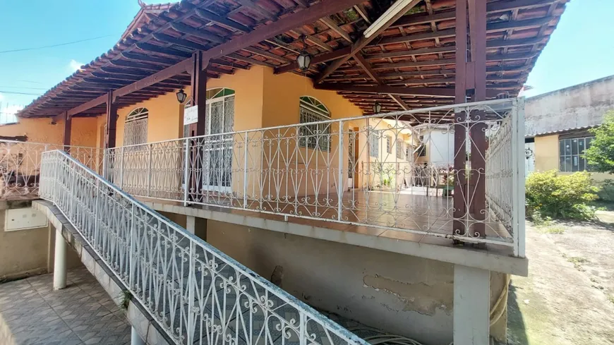 Foto 1 de Casa com 3 Quartos à venda, 360m² em Santa Inês, Belo Horizonte