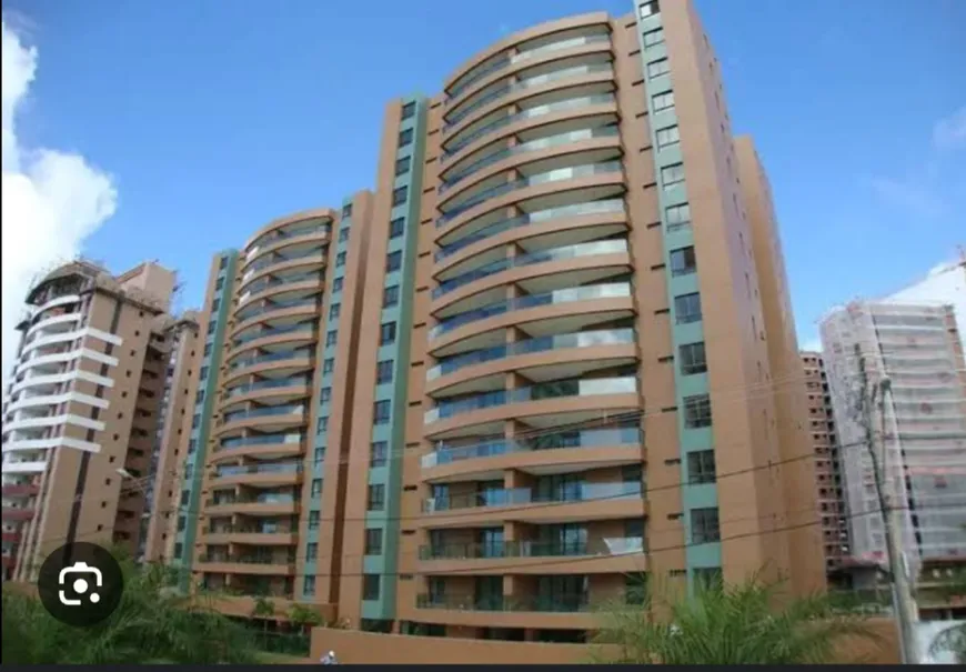 Foto 1 de Apartamento com 3 Quartos para alugar, 137m² em Alphaville I, Salvador