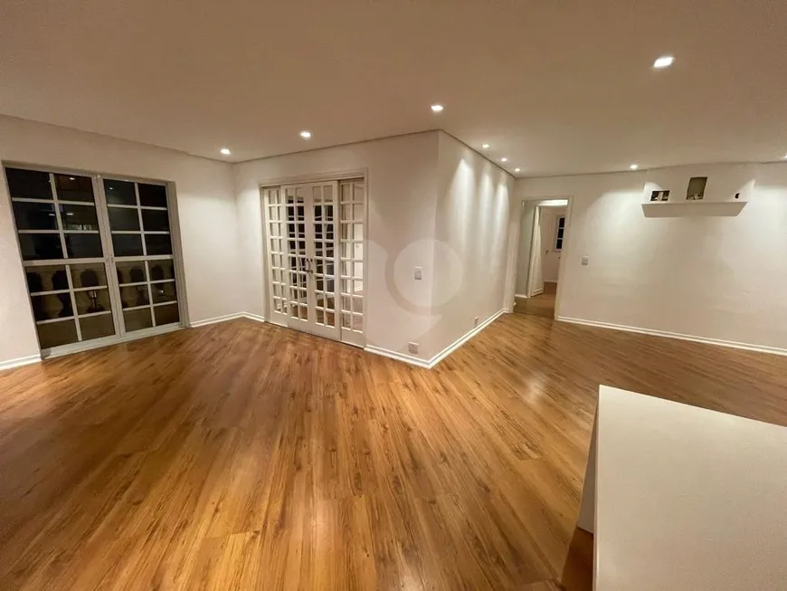 Foto 1 de Apartamento com 3 Quartos à venda, 126m² em Itaim Bibi, São Paulo