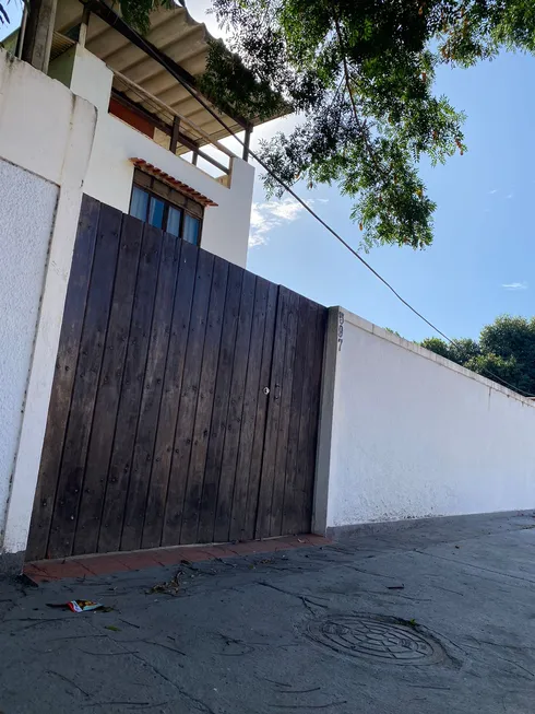 Foto 1 de Casa com 4 Quartos à venda, 10m² em  Pedra de Guaratiba, Rio de Janeiro