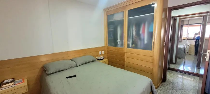 Foto 1 de Apartamento com 1 Quarto para alugar, 50m² em Praia da Costa, Vila Velha