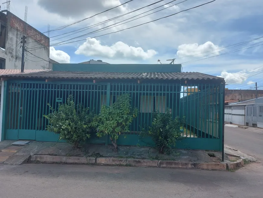 Foto 1 de Casa com 3 Quartos à venda, 105m² em Riacho Fundo II, Brasília