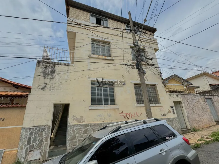 Foto 1 de Casa com 16 Quartos à venda, 750m² em Santa Efigênia, Belo Horizonte