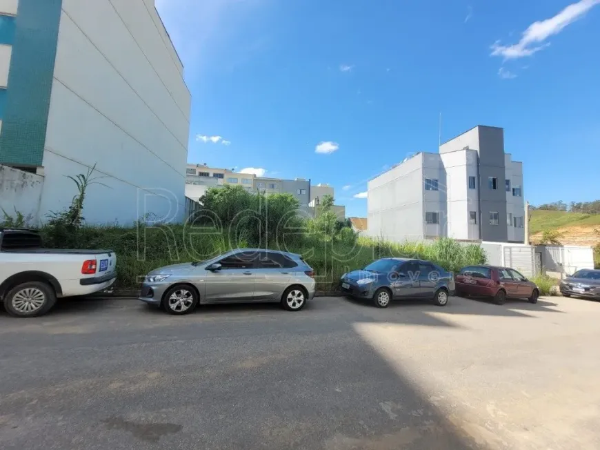 Foto 1 de Lote/Terreno à venda, 378m² em Jardim Belvedere, Volta Redonda