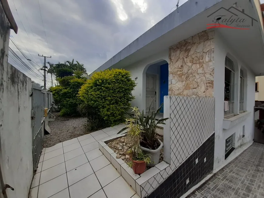 Foto 1 de Casa com 3 Quartos à venda, 247m² em Ipiranga, São José