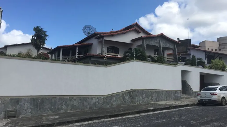 Foto 1 de Casa com 5 Quartos à venda, 490m² em Jardim Petrolar, Alagoinhas