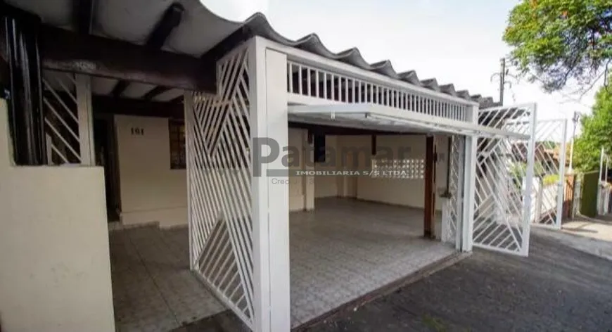 Foto 1 de Casa com 2 Quartos à venda, 148m² em Caxingui, São Paulo