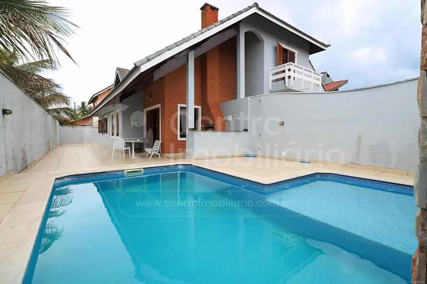 Foto 1 de Casa com 4 Quartos à venda, 189m² em Parque Balneario Oasis , Peruíbe