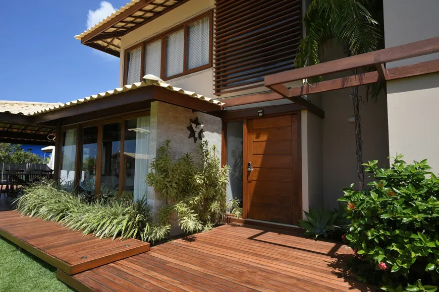 Foto 1 de Casa de Condomínio com 5 Quartos à venda, 400m² em Praia do Forte, Mata de São João