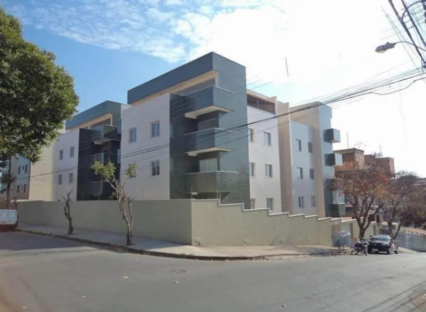 Foto 1 de Cobertura com 3 Quartos à venda, 100m² em Espirito Santo, Betim