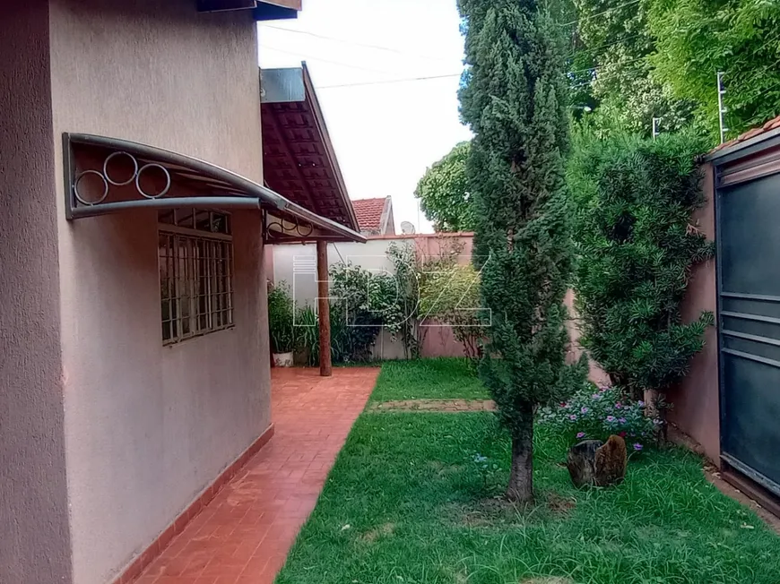 Foto 1 de Casa com 2 Quartos à venda, 191m² em Parque Laranjeiras, Araraquara