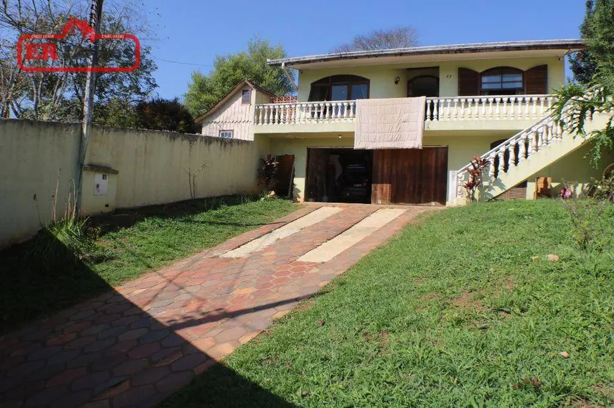 Foto 1 de Casa com 8 Quartos à venda, 427m² em São Lourenço, Curitiba