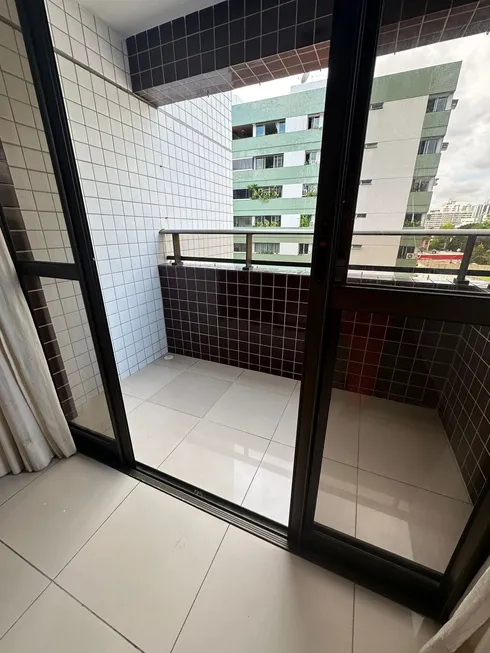 Foto 1 de Apartamento com 2 Quartos à venda, 58m² em Graças, Recife