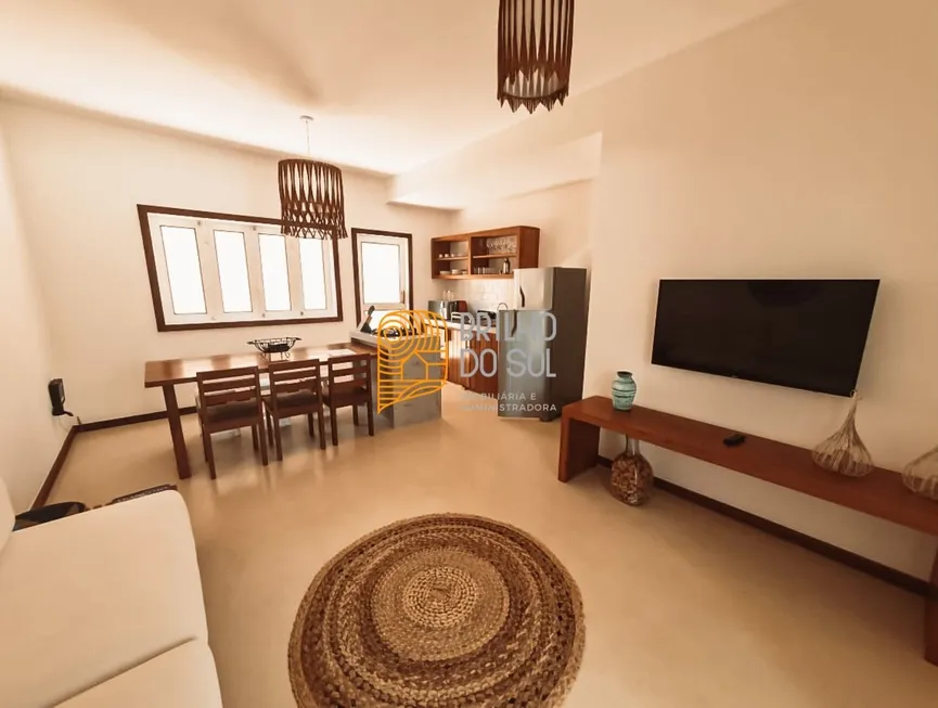 Foto 1 de Apartamento com 2 Quartos para alugar, 60m² em Taperapuan, Porto Seguro