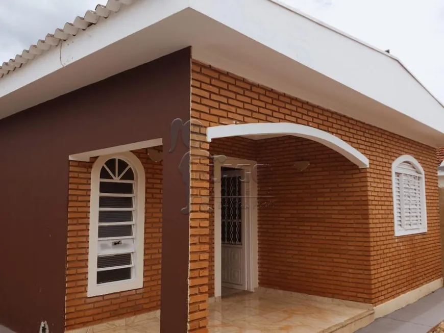 Foto 1 de Casa com 4 Quartos à venda, 160m² em Centro, Jardinópolis