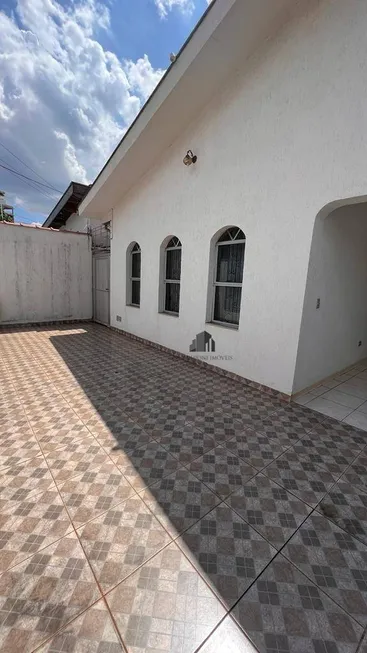 Foto 1 de Casa com 3 Quartos à venda, 209m² em Jardim Glória, Americana