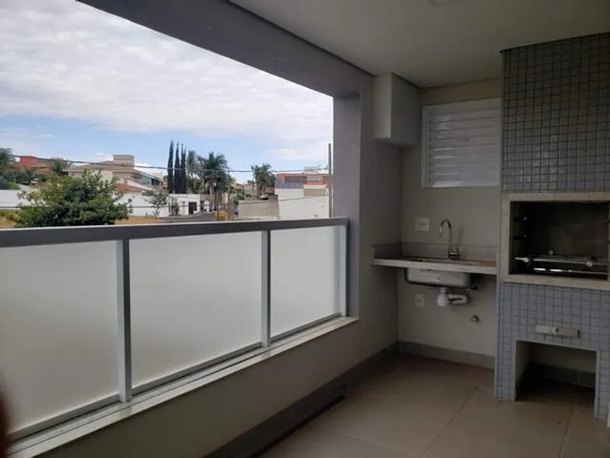 Foto 1 de Apartamento com 3 Quartos à venda, 136m² em Morada da Colina, Uberlândia