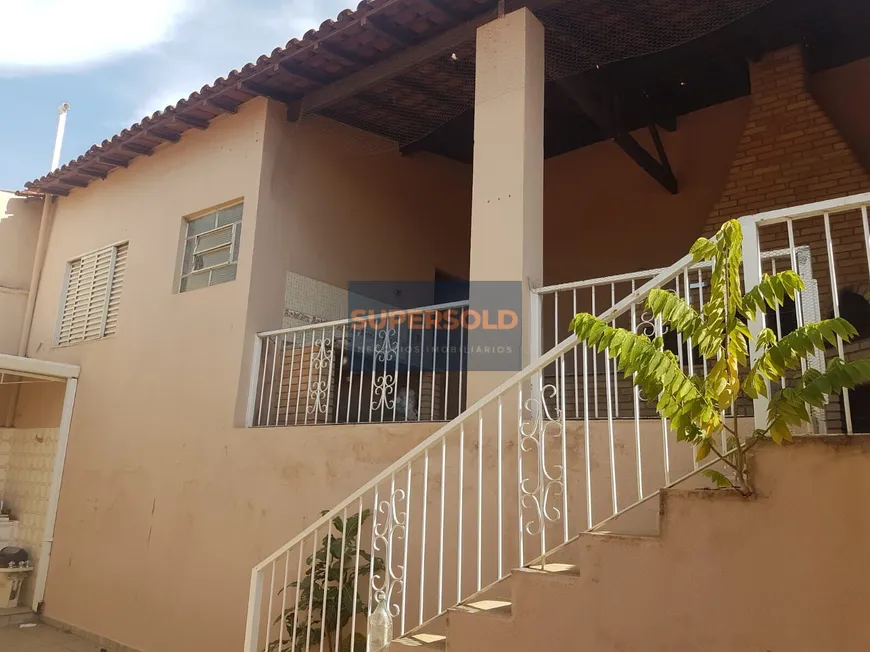 Foto 1 de Casa com 4 Quartos à venda, 167m² em Jardim Baronesa, Campinas