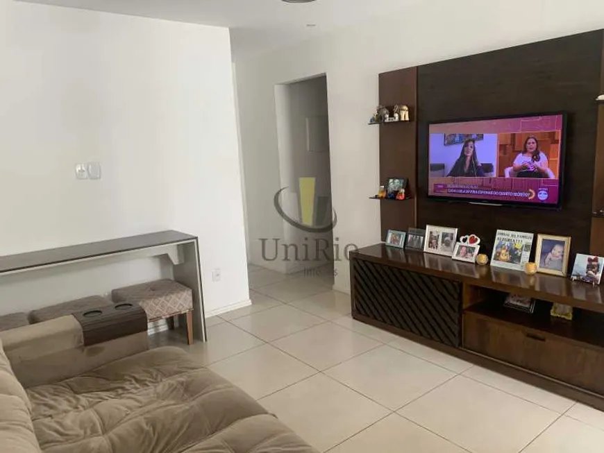 Foto 1 de Casa com 2 Quartos à venda, 70m² em Taquara, Rio de Janeiro