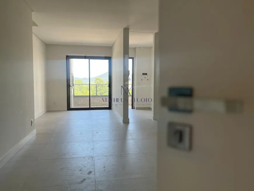 Foto 1 de Apartamento com 2 Quartos à venda, 81m² em Meia Praia, Itapema