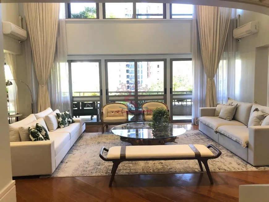 Foto 1 de Apartamento com 4 Quartos à venda, 670m² em Cambuí, Campinas