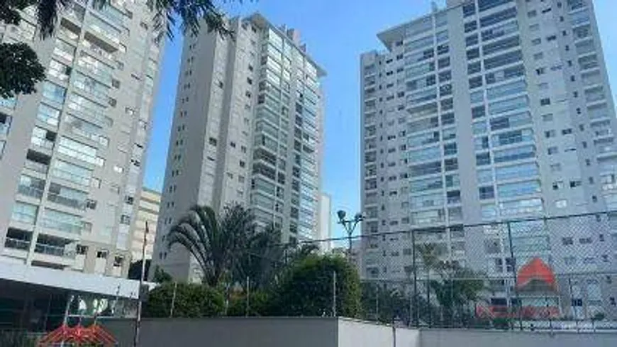 Foto 1 de Apartamento com 4 Quartos para venda ou aluguel, 233m² em Vila Adyana, São José dos Campos