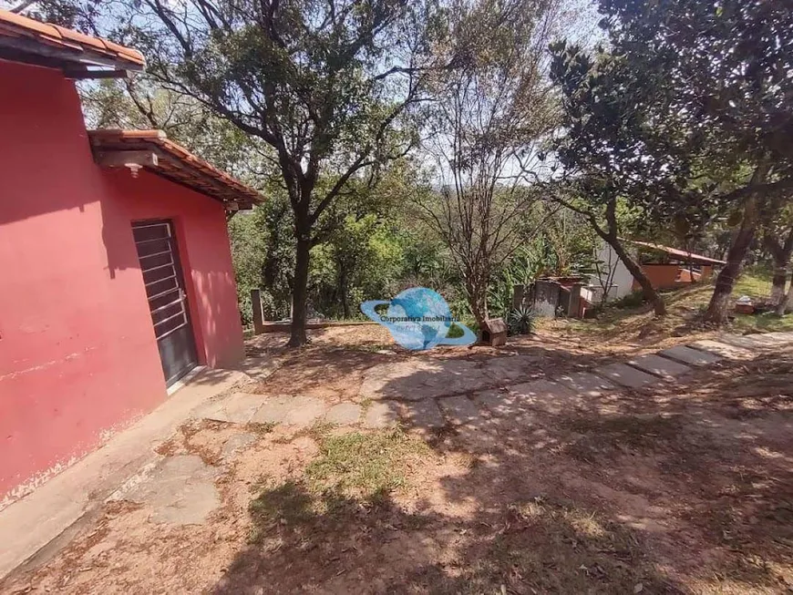 Foto 1 de Fazenda/Sítio com 3 Quartos à venda, 1000m² em Jardim Nilton Torres, Sorocaba
