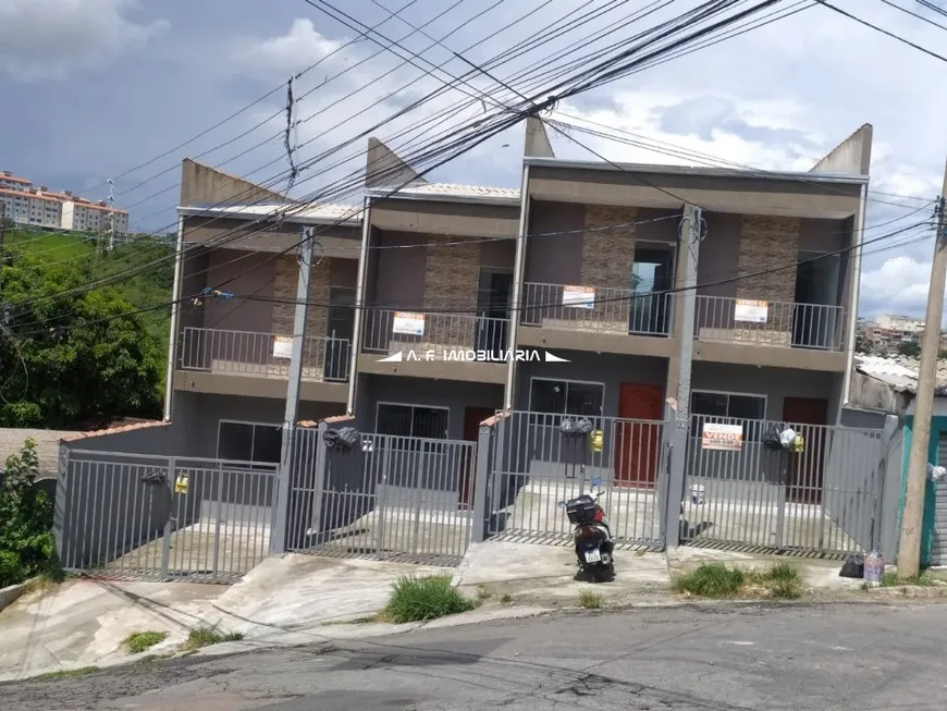 Foto 1 de Sobrado com 2 Quartos à venda, 60m² em Vila Rossi, Francisco Morato