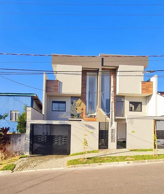 Foto 1 de Sobrado com 3 Quartos à venda, 170m² em Boneca do Iguaçu, São José dos Pinhais