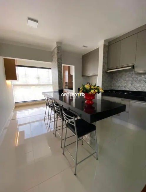 Foto 1 de Apartamento com 2 Quartos à venda, 67m² em Jardim Samello Woods, Franca