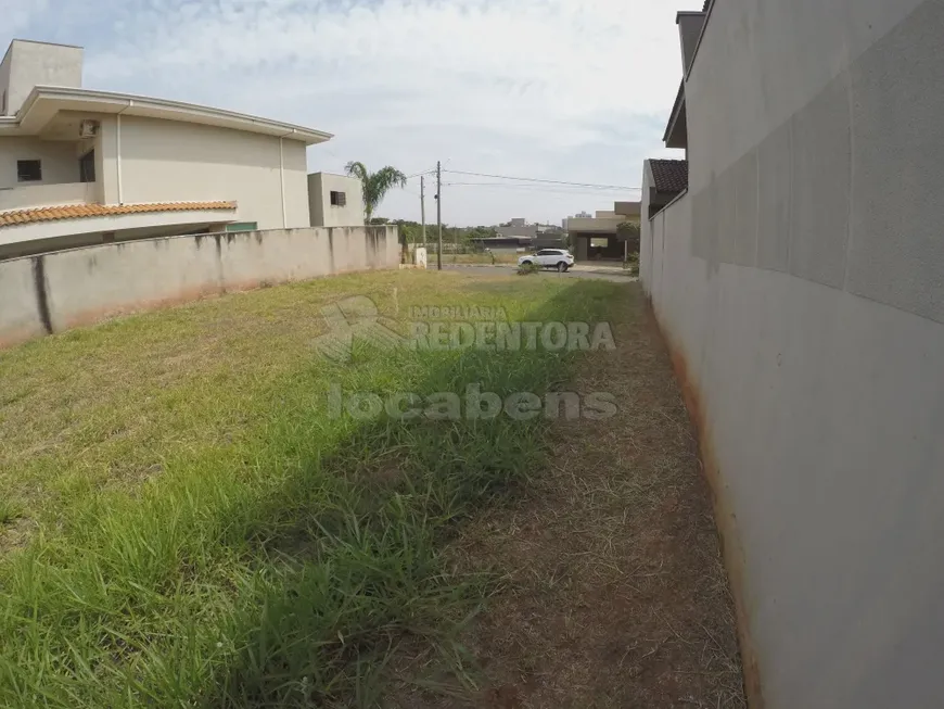 Foto 1 de Lote/Terreno à venda, 400m² em Loteamento Recanto do Lago, São José do Rio Preto