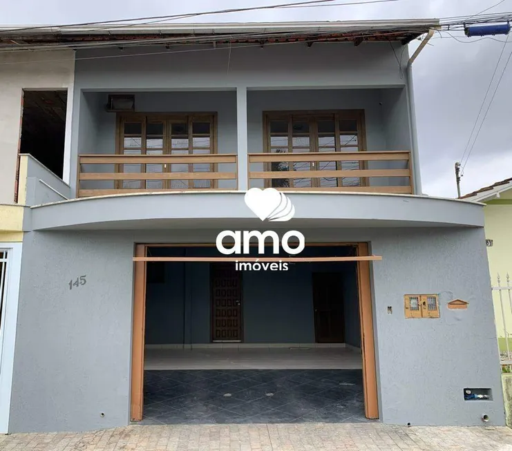 Foto 1 de Casa com 4 Quartos à venda, 133m² em Santa Terezinha, Brusque