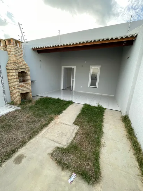 Foto 1 de Casa com 2 Quartos à venda, 90m² em , Itaitinga