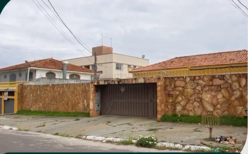 Foto 1 de Imóvel Comercial com 3 Quartos à venda, 299m² em Nova Suica, Goiânia