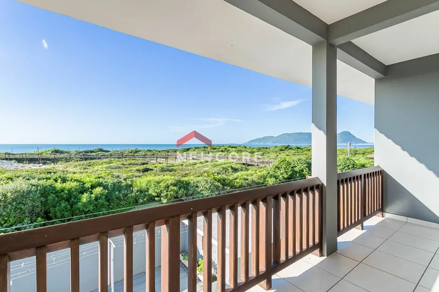 Foto 1 de Casa de Condomínio com 4 Quartos à venda, 321m² em Morro das Pedras, Florianópolis