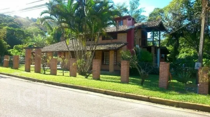 Foto 1 de Casa com 4 Quartos à venda, 168m² em Lagoa da Conceição, Florianópolis