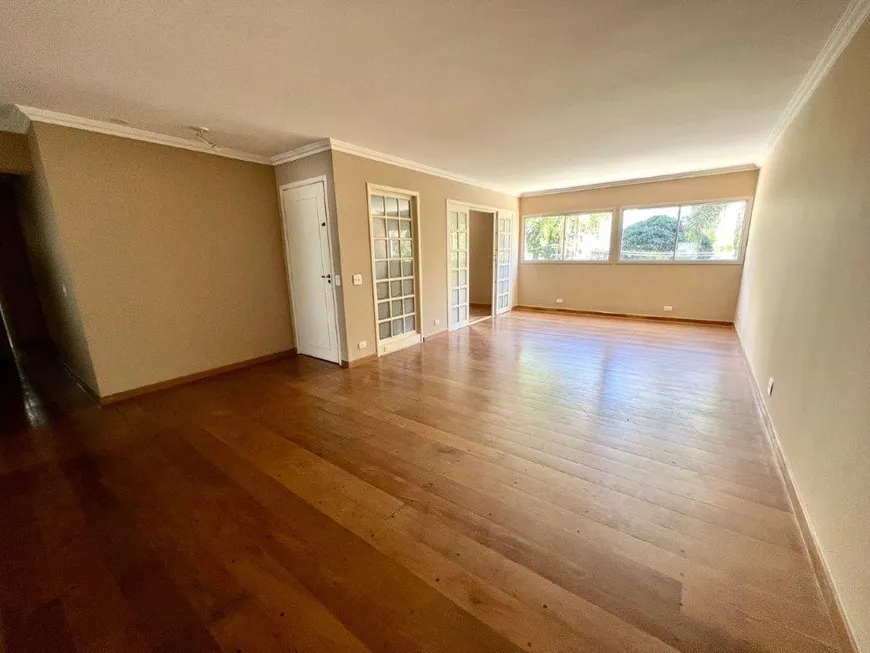 Foto 1 de Apartamento com 3 Quartos à venda, 180m² em Campo Belo, São Paulo