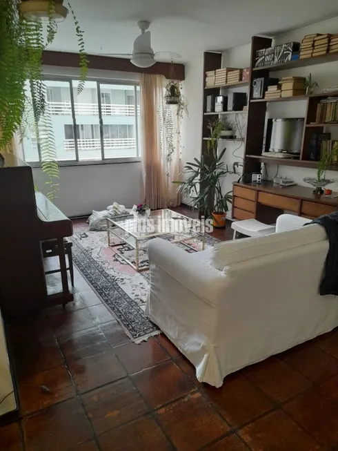 Foto 1 de Apartamento com 3 Quartos para alugar, 137m² em Jardim Paulista, São Paulo