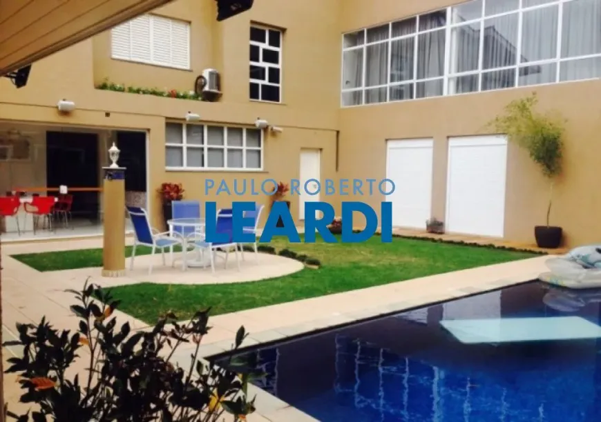 Foto 1 de Casa de Condomínio com 6 Quartos à venda, 680m² em Alphaville, Santana de Parnaíba