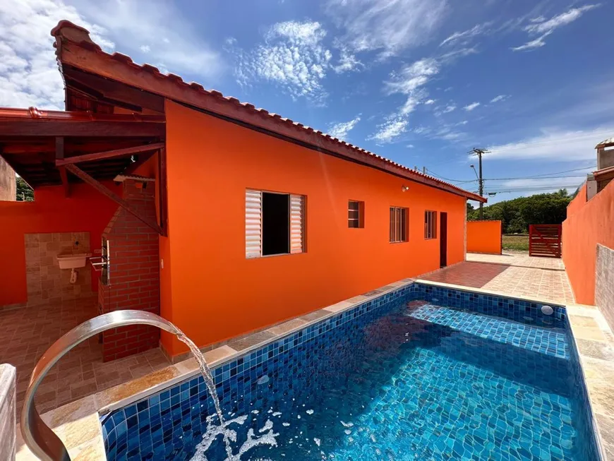 Foto 1 de Casa com 2 Quartos à venda, 52m² em Balneário Gaivotas, Itanhaém