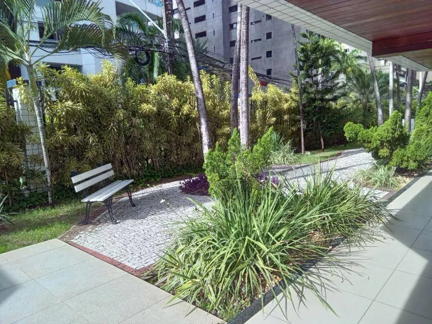 Foto 1 de Apartamento com 3 Quartos para alugar, 180m² em Meireles, Fortaleza